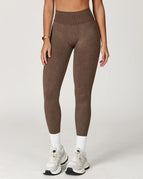 Brown / M