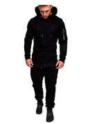 Black / M