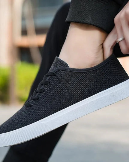 Breathable Mesh Canvas Men’s Lightweight Walking Flats