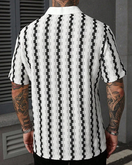 Men's Knit Short Sleeve Shirt with Vintage Plaid Pattern and Breathable Fabric