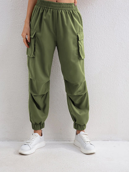 Women's Relaxed Fit Cargo Pants with Elastic Waist and Multiple Pockets