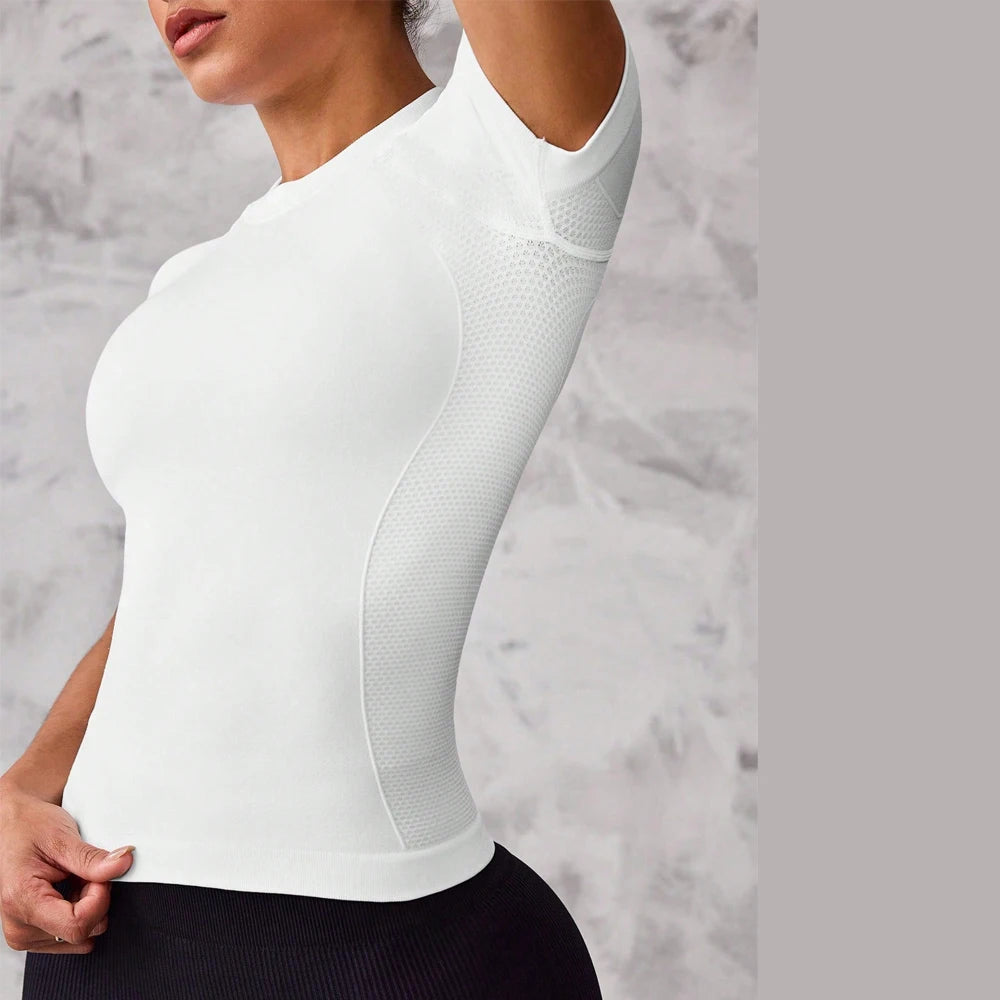 Women's Short-Sleeve Sports Top with Breathable, Quick-Drying Fabric