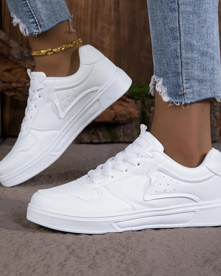 Women’s Casual Breathable Flat Sneakers