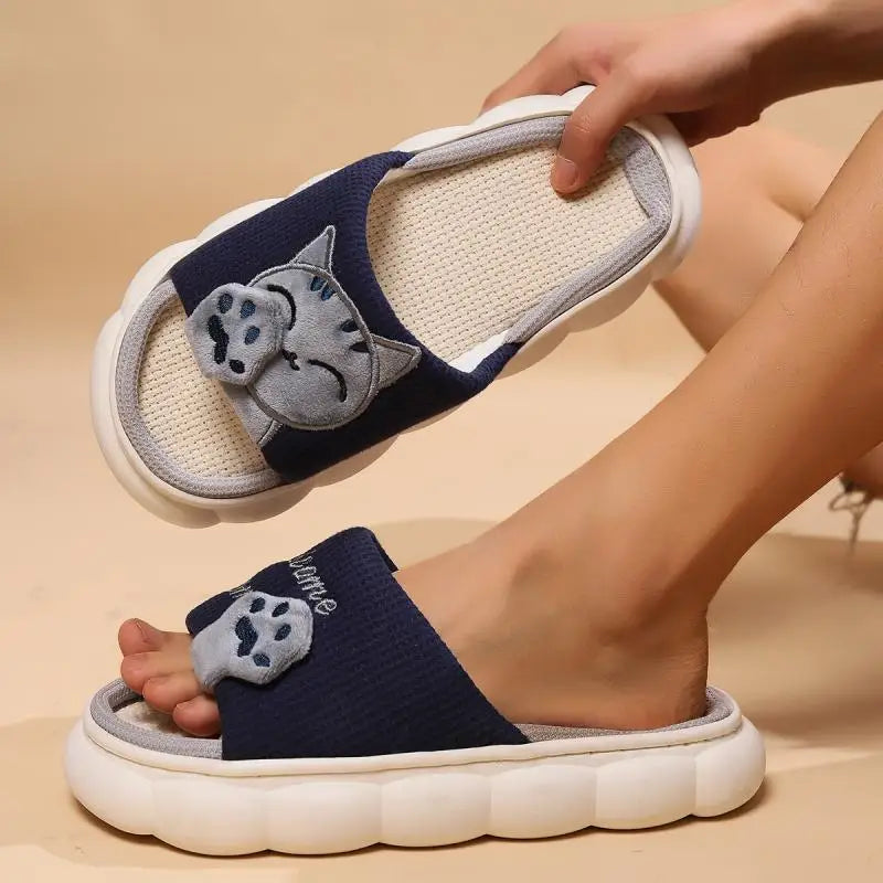 Casual Women's Slippers with Cartoon Cat Design