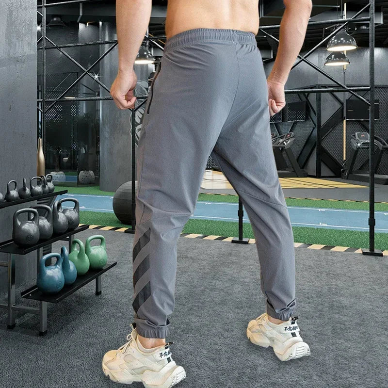 Men's Sweatpants with Elastic Waist, Zipper Pockets