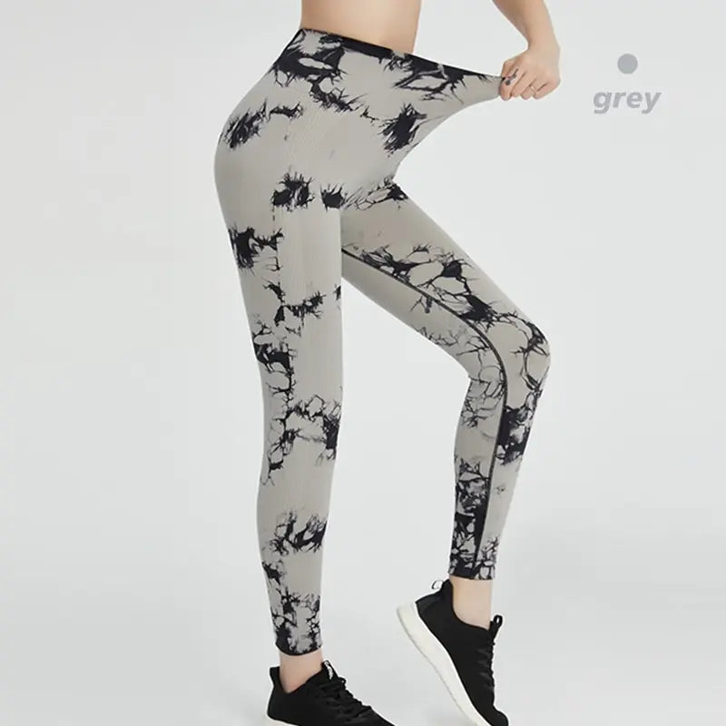 High-Waisted Women's Seamless Leggings - Scrunch Butt Lifting Elastic Yoga Pants