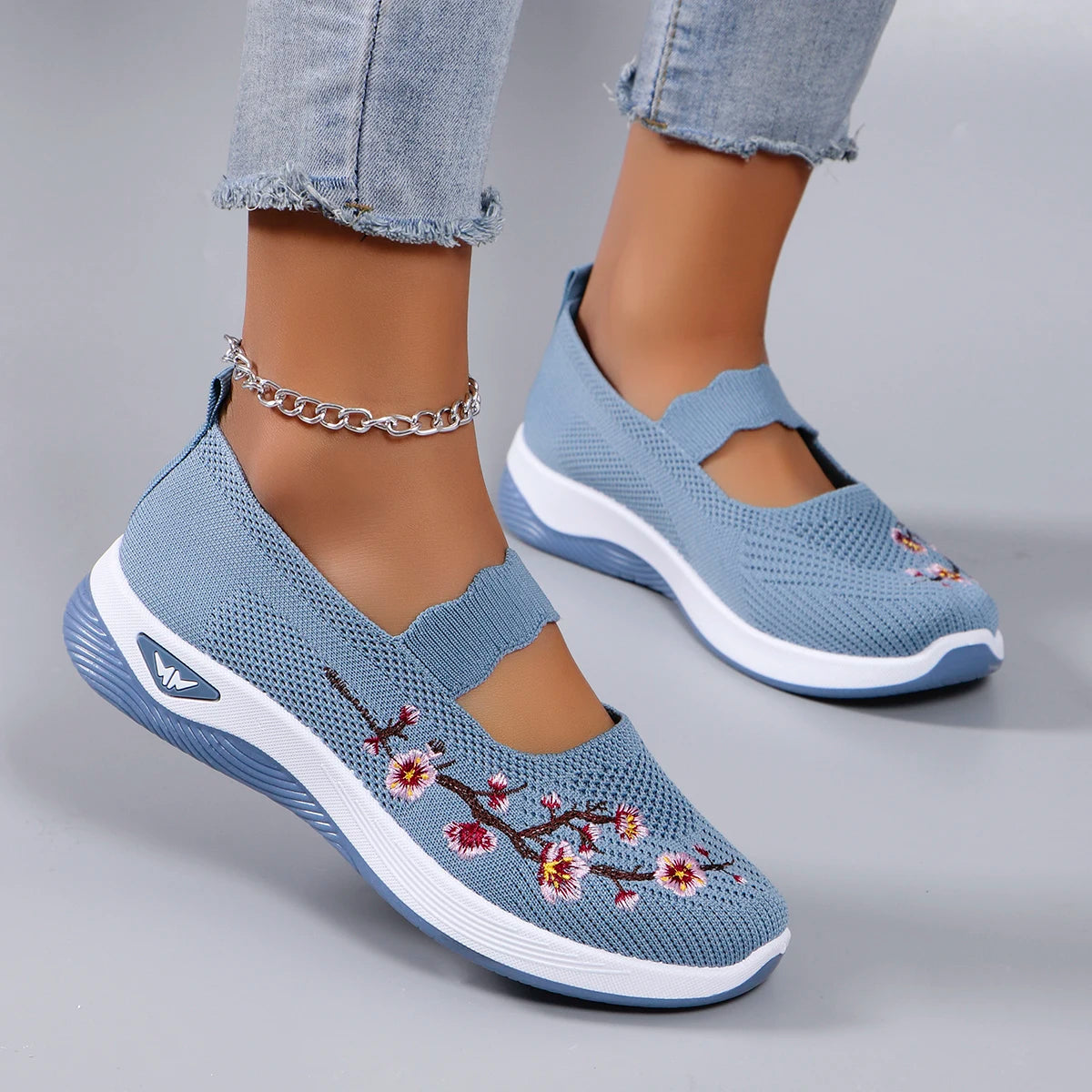 Women's Lightweight Sneakers - Breathable, Non-Slip-