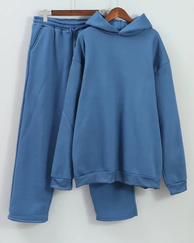 Men's Two-Piece Fleece Hooded Sweater and Loose Fit Sweatpants Set