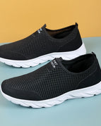Black White / 39