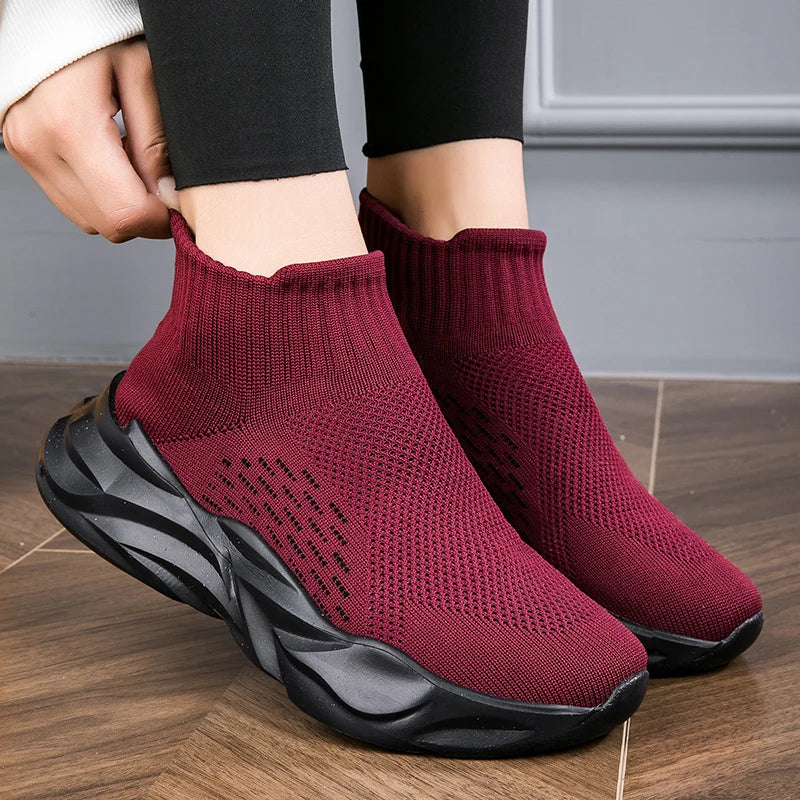 Unisex Breathable Lightweight Non-Slip Sneakers with Thick Sole