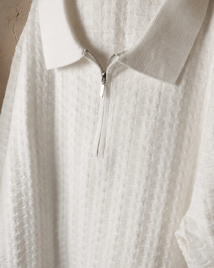 Men's Textured Knit Polo Shirt with Short Sleeves and Half Zip Neck