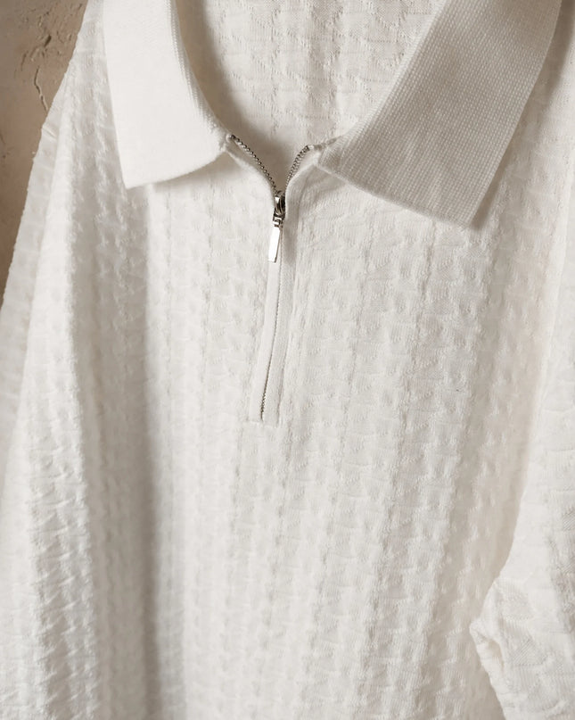 Men's Textured Knit Polo Shirt with Short Sleeves and Half Zip Neck