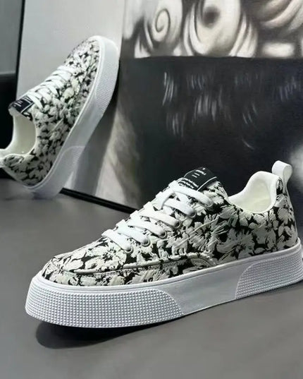 Men's Canvas Low Top Sneakers - Flat Sole, Vulcanized Style