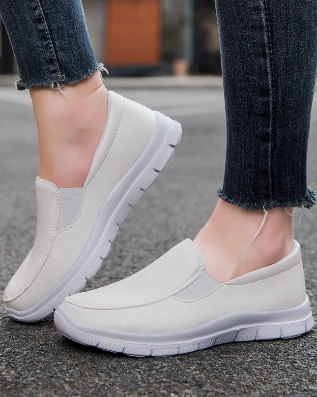 Women's Breathable Non-Slip Flat Shoes with Thick Sole
