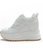 White / 34