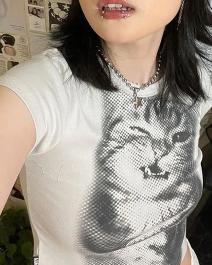 Women's Cat Print Cropped T-Shirt, Crewneck, Slim Fit Tee