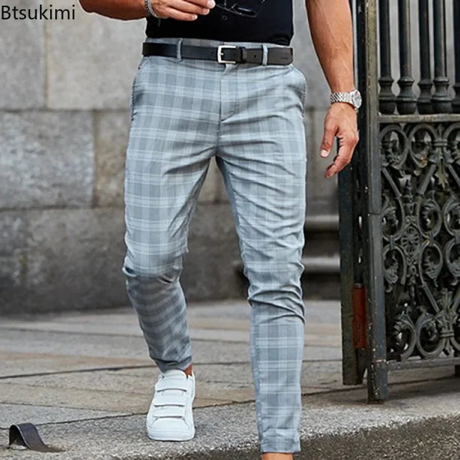 Men's Checkered Plaid Trousers - Mid-Fashion Elastic Waist Pants
