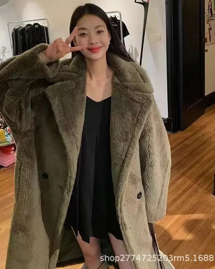 Women's Faux Fur Coat - Long, Thick, Warm, Elegant Winter Coat for Women