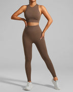 Brown / M