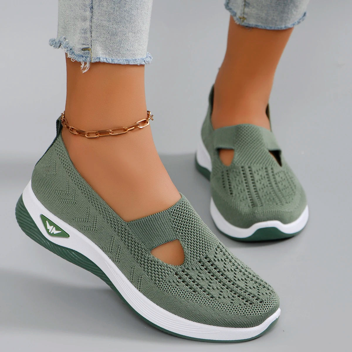 Women's Lightweight Breathable Non-Slip Sneakers - Various Colors