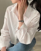 White / M