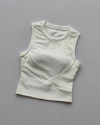 White / M