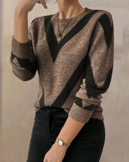 Women's Geometric Pattern Round Neck Long-Sleeved Knitted Sweater