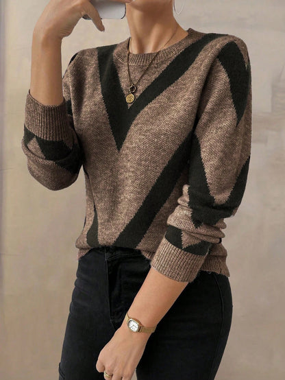 Women's Geometric Pattern Round Neck Long-Sleeved Knitted Sweater