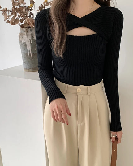 Women's Slim Fit Sweater - Chic Long-Sleeve Knitted Pullover