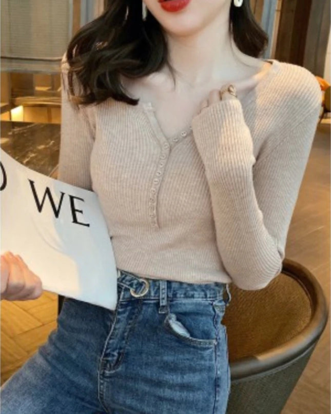Women's Slim Fit Long Sleeve Knitted Sweater with Elastic Fit