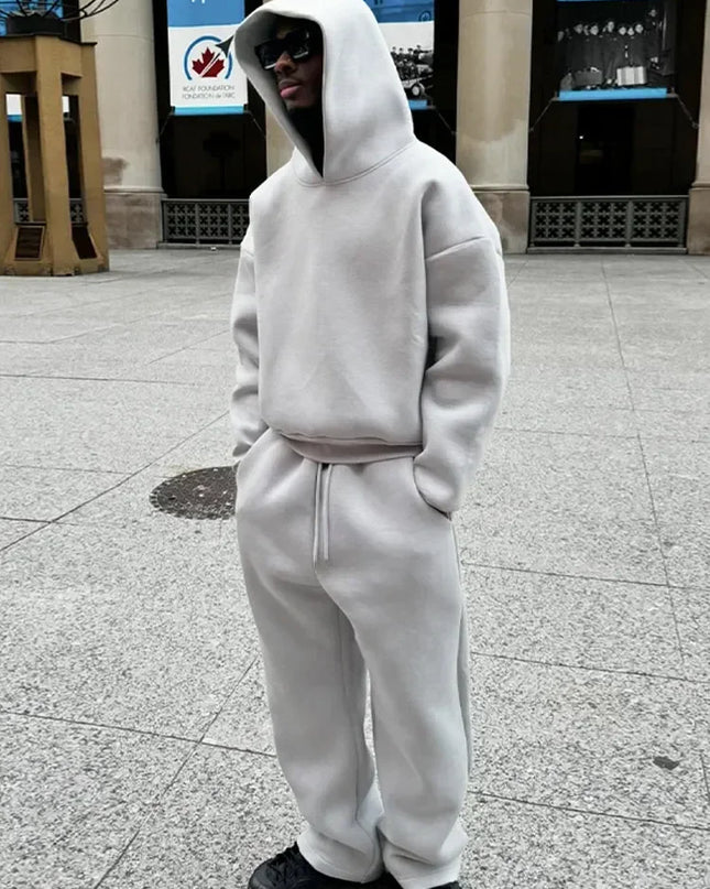  Men's Two-Piece Fleece Hooded Sweater and Loose Fit Sweatpants Set'