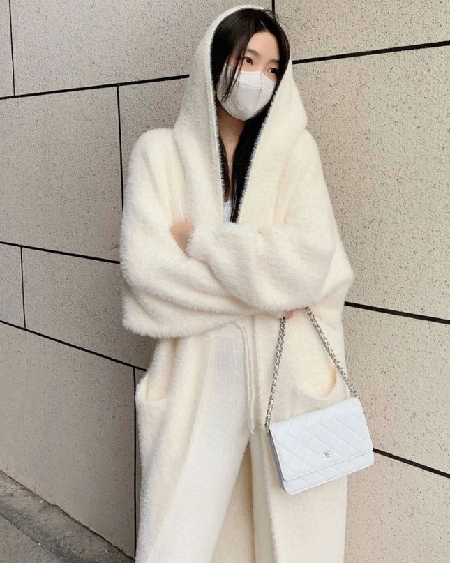Women's Long Knitted Fluffy Cardigan with Long Sleeves