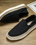 Black / 8.5
