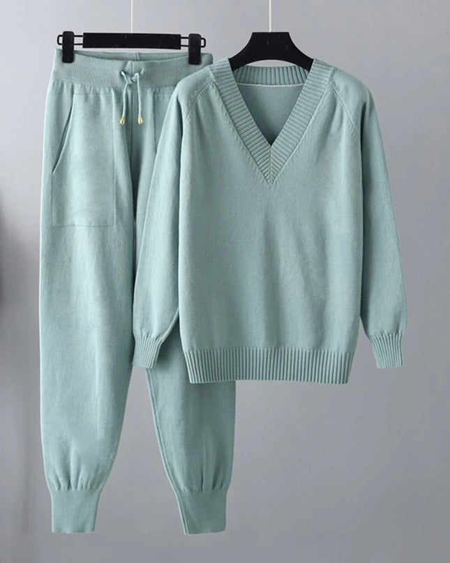 Women's Knitted 2-Piece Set – V-Neck Full Sleeve Sweater & Pencil Pants