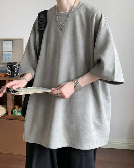 Men's Short Sleeve T-Shirt with Round Neck and Loose Fit in Suede Material
