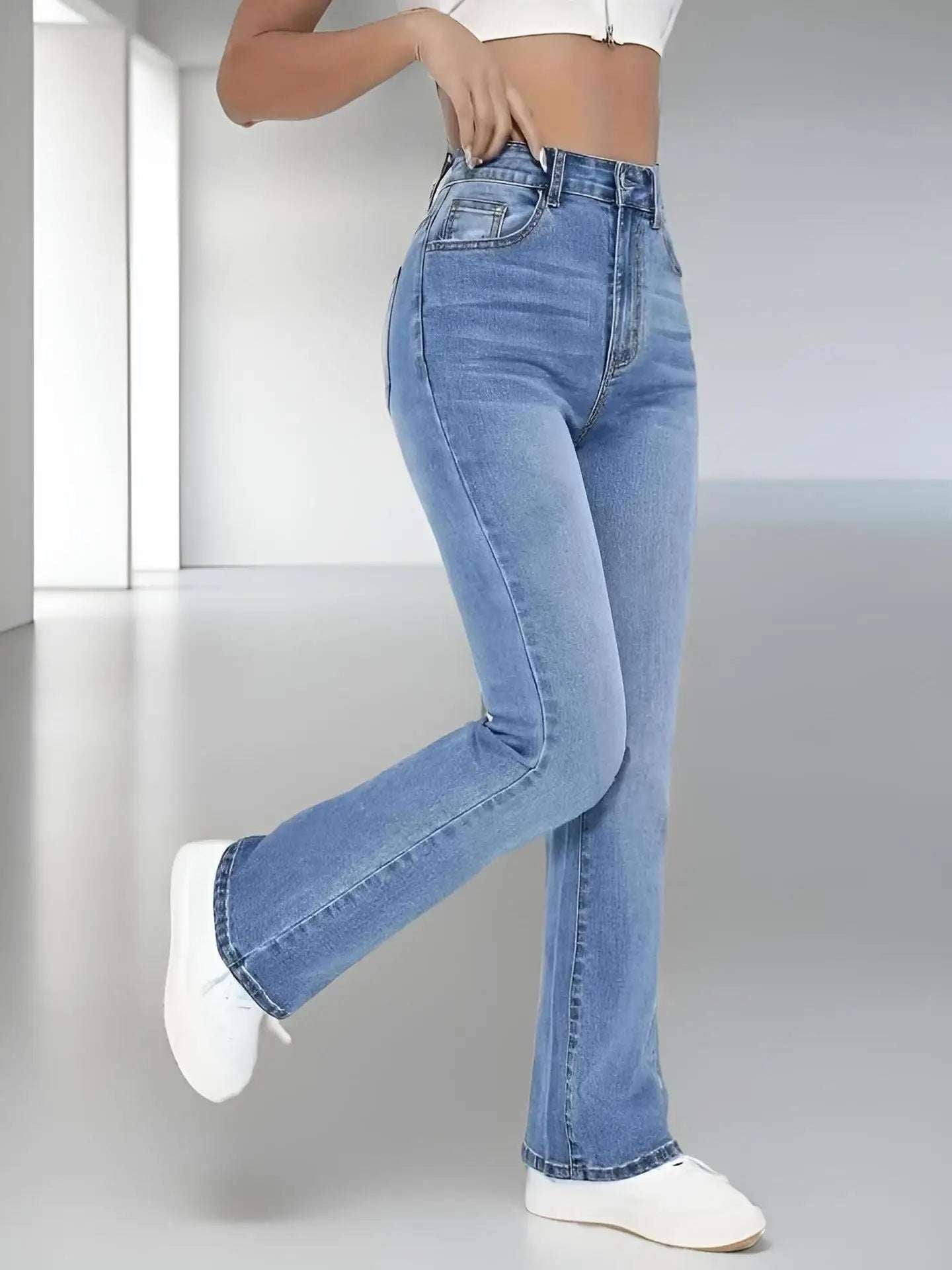 Women's High-Waist Slimming Flared Denim Jeans in Washed Finish