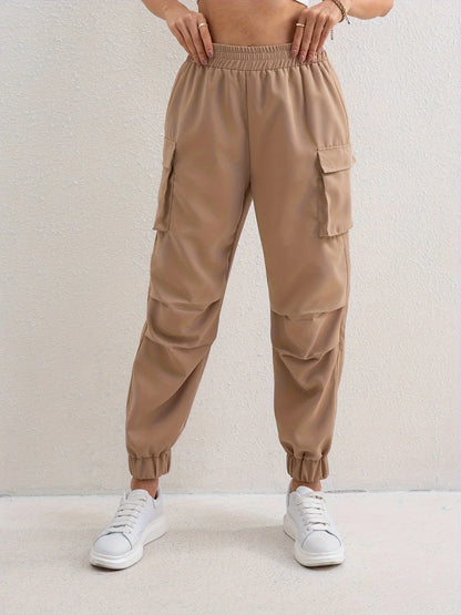Women's Relaxed Fit Cargo Pants with Elastic Waist and Multiple Pockets