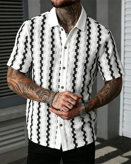 Men's Plaid Knit Short Sleeve Shirt with Lapel Collar and Button Closure