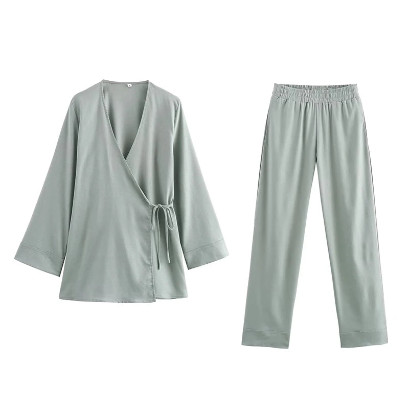 Linen Women's 2-Piece Set: Kimono Style Loose Lace-Up Shirt and Wide Leg Pants