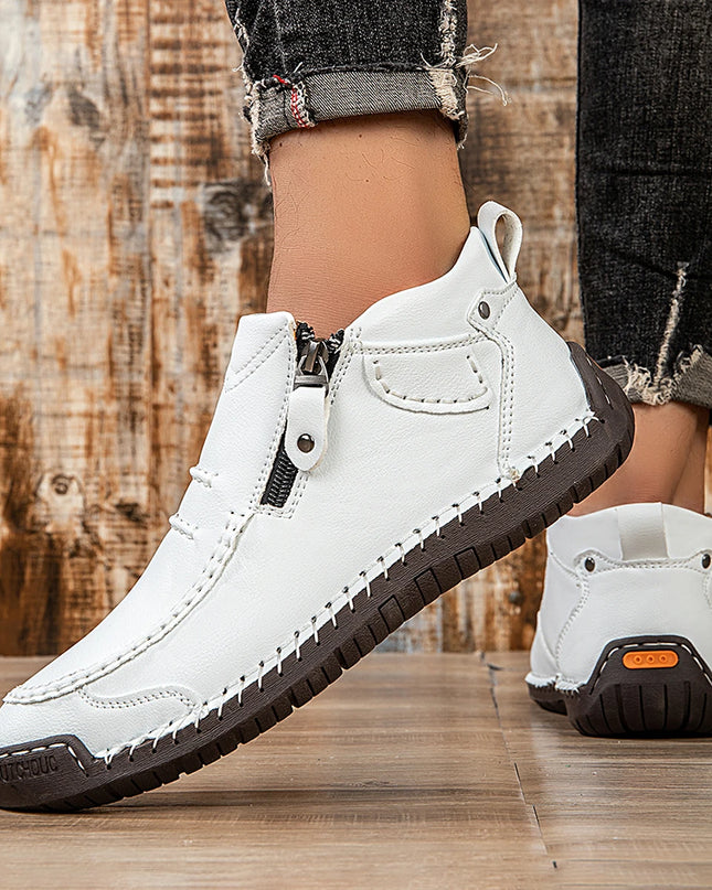 Classic Handmade Leather Men's Shoes with Zipper Design Outdoor Sneakers Casual Flat Shoes Men Work Shoes Ankle Boots