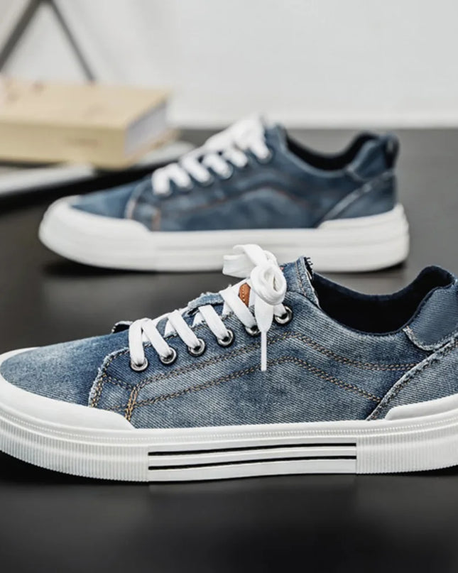 Men's Vulcanized Canvas Lace-Up Sneakers – Stylish & Durable Casual Shoes