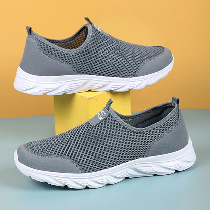 Mens Non-Slip Mesh Breathable Soft and Comfortable Flat-Soled Sneakers
