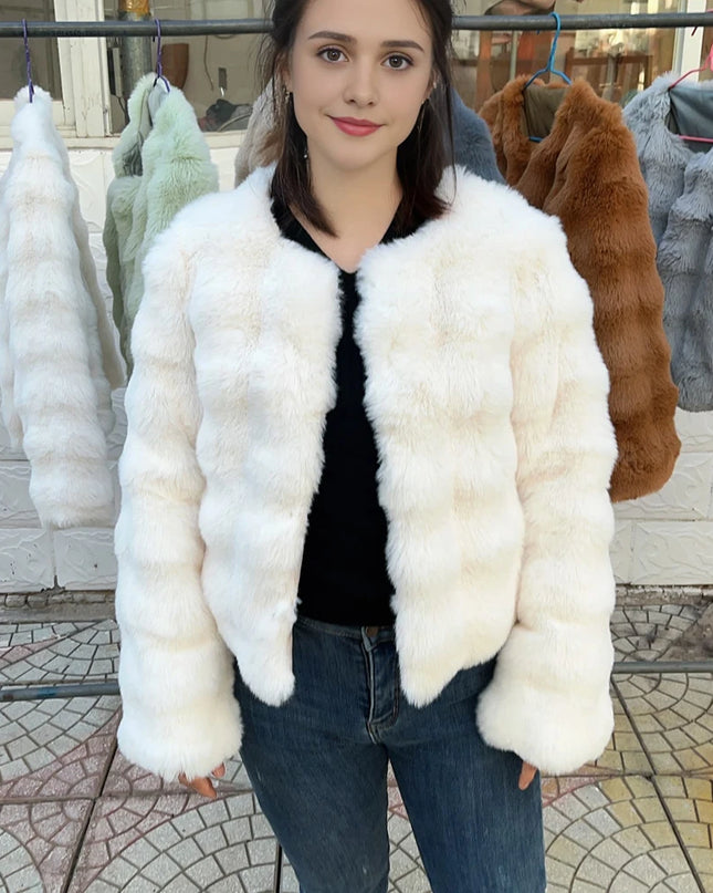 Women's Short Faux Fur Coat – Plush Imitation Fur Jacket