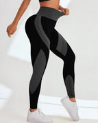 Black / M