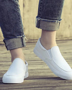 White / 44