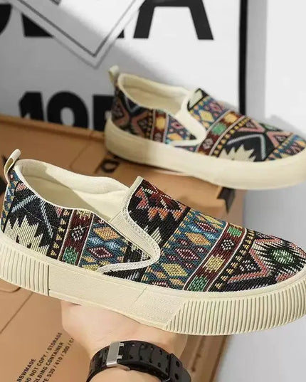 Men's Canvas Low Top Sneakers - Flat Sole, Vulcanized Style